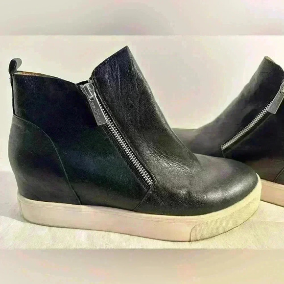 J/ Slides Leather Platform Bootie Sneakers - Picture 2 of 13